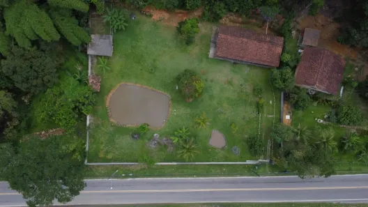 Fazenda / Sítio / Chácara com 2 Quartos à venda, 10400m² no Vale das Pedrinhas, Guapimirim