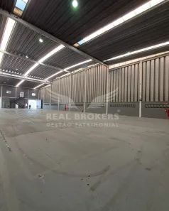 Galpão / Depósito / Armazém para alugar, 2600m² no Distrito Industrial, Araçariguama