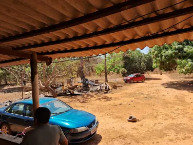 Fazenda / Sítio / Chácara com 2 Quartos à venda, 30000m² no , Brasília