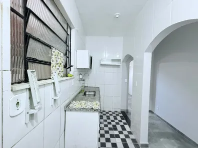 Casa com 2 Quartos para alugar, 100m² no Centro, Guapimirim