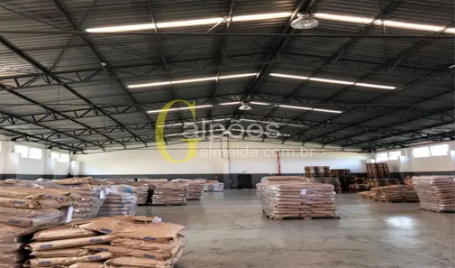 Galpão / Depósito / Armazém para venda ou aluguel, 2300m² no Chácara Dora, Araçariguama