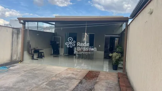 Casa de Condomínio com 3 Quartos à venda, 238m² no Setor Habitacional Contagem, Brasília
