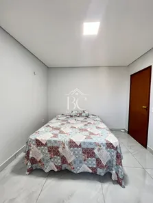 Sobrado com 4 Quartos à venda, 220m² no Guará II, Brasília