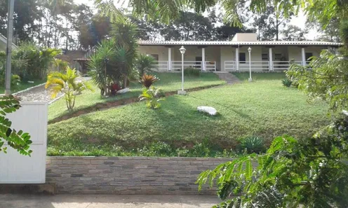 Casa de Condomínio com 5 Quartos à venda, 2200m² no Centro, Viçosa