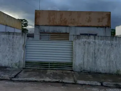 Casa com 2 Quartos à venda, 200m² no , Itambé