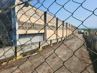 Galpão / Depósito / Armazém para alugar, 1000m² no Triângulo, Pindamonhangaba