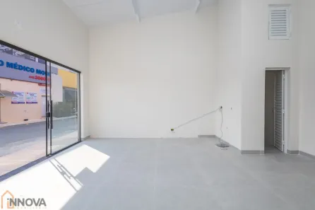 Loja / Salão / Ponto Comercial para alugar, 35m² no Guaraituba, Colombo