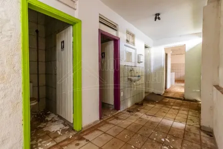 Loja / Salão / Ponto Comercial para alugar, 300m² no Vila Nossa Senhora do Carmo, Araraquara