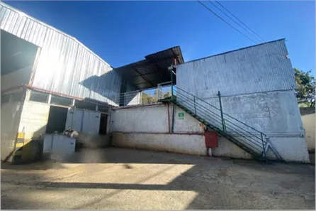 Galpão / Depósito / Armazém para venda ou aluguel, 2276m² no Centro (São João Novo), São Roque