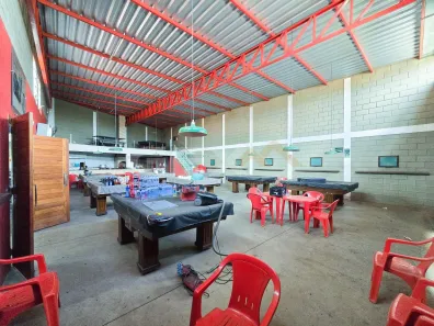Galpão / Depósito / Armazém à venda, 218m² no Manoel Valinhas, Divinópolis