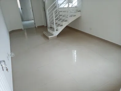 Sobrado com 2 Quartos para alugar, 80m² no Enseada, Guarujá