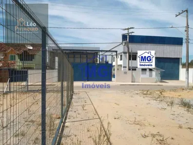 Galpão / Depósito / Armazém para venda ou aluguel, 400m² no Granja dos Cavaleiros, Macaé