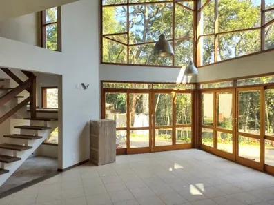 Sobrado com 3 Quartos para venda ou aluguel, 286m² no Paisagem Renoir, Cotia