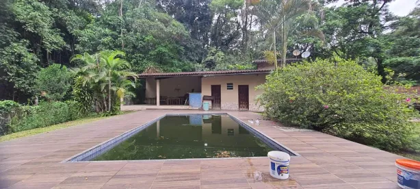 Fazenda / Sítio / Chácara com 5 Quartos à venda, 300m² no Xerém, Duque de Caxias