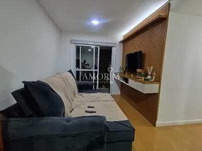 Apartamento com 3 Quartos para alugar, 76m² no Jardim Tupanci, Barueri