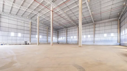 Galpão / Depósito / Armazém com 10 Quartos para alugar, 2900m² no Nova Fátima, Hidrolândia