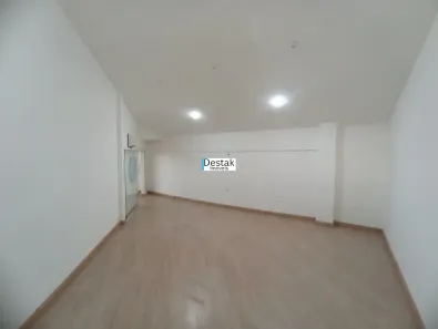 Loja / Salão / Ponto Comercial à venda, 51m² no Vila Julieta, Resende