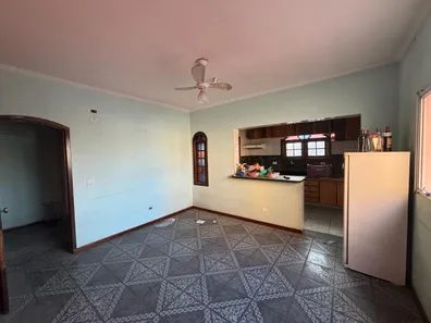 Casa com 2 Quartos para alugar, 150m² no Centro, Itapevi