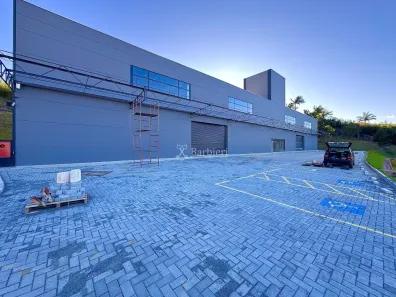 Galpão / Depósito / Armazém para alugar, 300m² no Do Salto, Blumenau