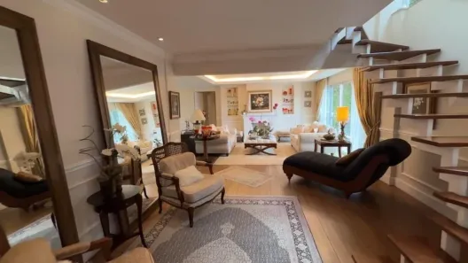 Cobertura com 6 Quartos à venda, 10m² no Valparaíso, Petrópolis