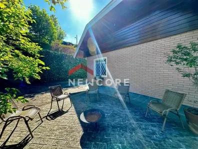 Casa de Condomínio com 4 Quartos à venda, 170m² no Vale Encantado, Campos do Jordão