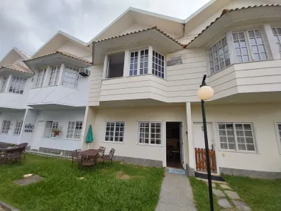 Casa de Condomínio com 2 Quartos à venda, 77m² no Bom Retiro, Teresópolis