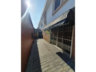 Sobrado com 4 Quartos para alugar, 165m² no Rudge Ramos, São Bernardo do Campo