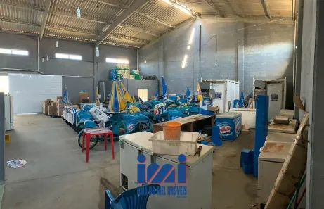 Galpão / Depósito / Armazém à venda, 300m² no , Pontal do Paraná
