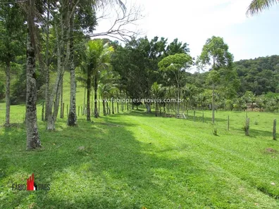 Fazenda / Sítio / Chácara com 6 Quartos à venda, 150000m² no Funchal, Cachoeiras de Macacu