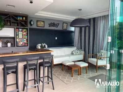 Casa com 3 Quartos para alugar, 220m² no Centro, Navegantes