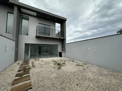 Casa com 3 Quartos para alugar, 108m² no Itacolomi, Balneário Piçarras
