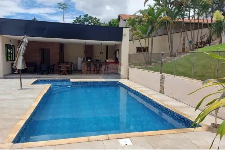 Fazenda / Sítio / Chácara com 3 Quartos à venda, 330m² no Colinas do Castelo, Jaguariúna