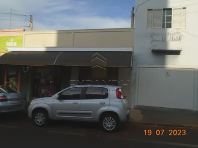 Conjunto Comercial / Sala para alugar, 31m² no Centro, Sertãozinho