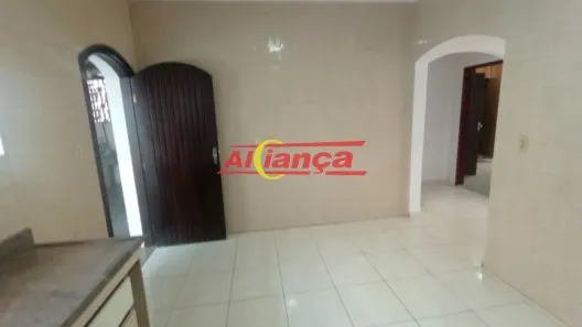 Casa com 2 Quartos para alugar, 100m² no Jardim Aliança, Guarulhos