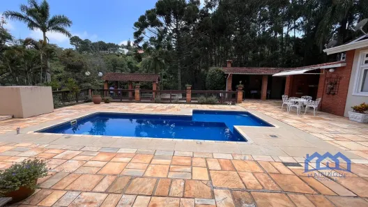 Fazenda / Sítio / Chácara com 10 Quartos à venda, 3500m² no , Mairinque