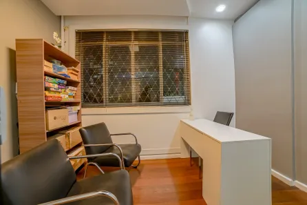 Loja / Salão / Ponto Comercial à venda, 210m² no Centro, Juiz de Fora