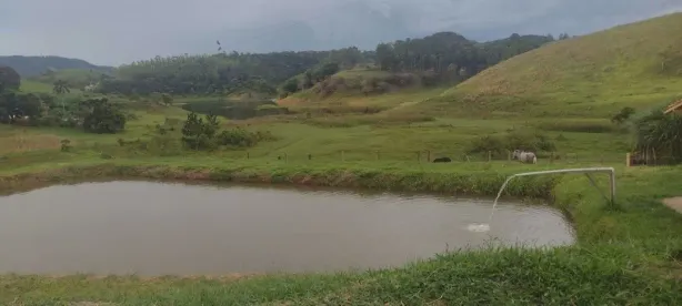 Fazenda / Sítio / Chácara com 2 Quartos à venda, 120m² no , Redenção da Serra
