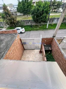 Casa com 2 Quartos à venda, 80m² no Parque Uruguaiana, Duque de Caxias