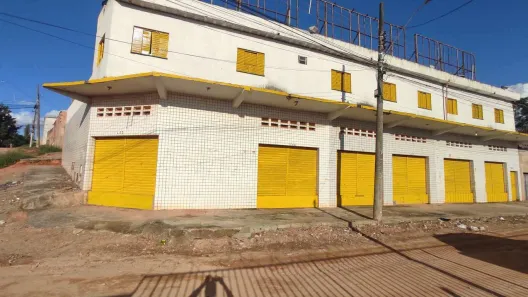 Loja / Salão / Ponto Comercial com 1 Quarto à venda, 360m² no Veneza, Ribeirão das Neves