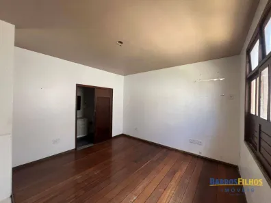 Casa com 4 Quartos à venda, 475m² no São José, Aracaju