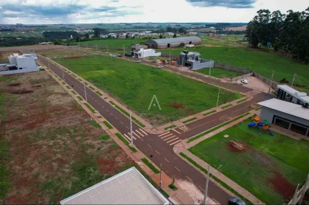 Terreno / Lote / Condomínio à venda, 200m² no Vista Linda, Cascavel