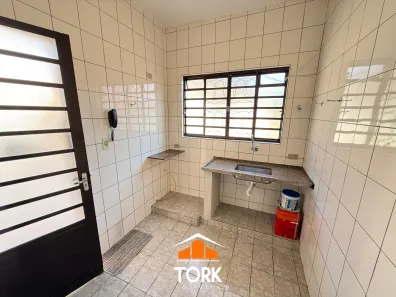 Casa com 2 Quartos para alugar, 101m² no Vila Lessa, Presidente Prudente