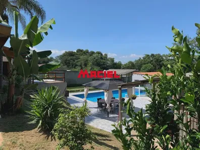 Fazenda / Sítio / Chácara com 4 Quartos à venda, 370m² no Padre Marcelo, Caçapava
