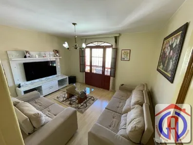 Sobrado com 4 Quartos à venda, 300m² no Guará II, Brasília