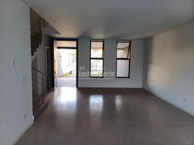Sobrado com 3 Quartos à venda, 185m² no Pineville, Pinhais