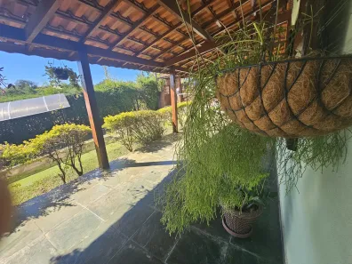 Fazenda / Sítio / Chácara com 3 Quartos à venda, 1000m² no , Mairinque
