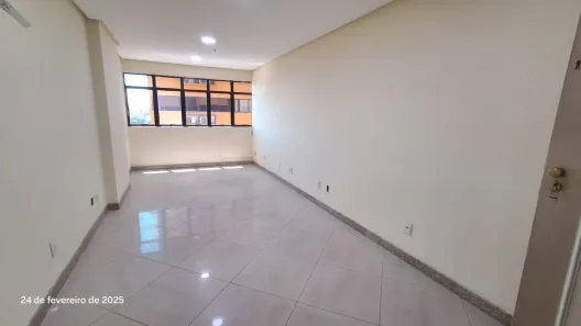Conjunto Comercial / Sala para alugar, 23m² no Vila Santa Cecília, Volta Redonda