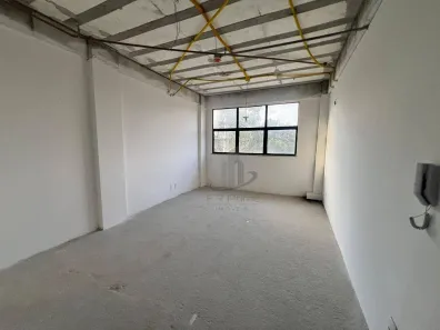 Conjunto Comercial / Sala para alugar, 22m² no Conforto, Volta Redonda