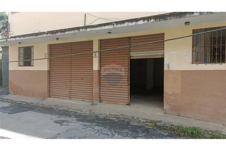 Loja / Salão / Ponto Comercial para alugar, 170m² no Bingen, Petrópolis