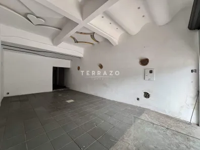 Galpão / Depósito / Armazém para alugar, 265m² no Várzea, Teresópolis